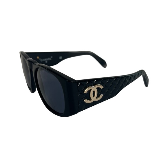 Chanel CC Logo Quilted Frame Sunglasses - Picture 3 of 8